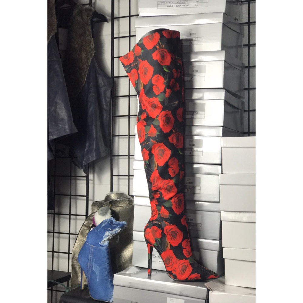 Rose 🌹 over the knee boot